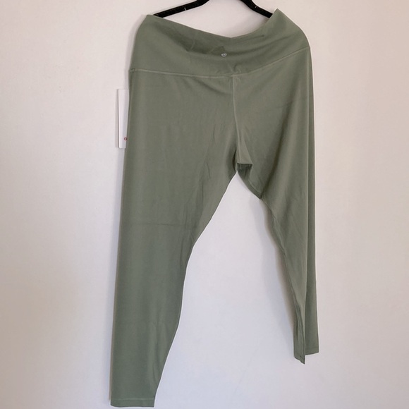 Lululemon Align HR Pant 28” in Green Twill - Picture 7 of 8